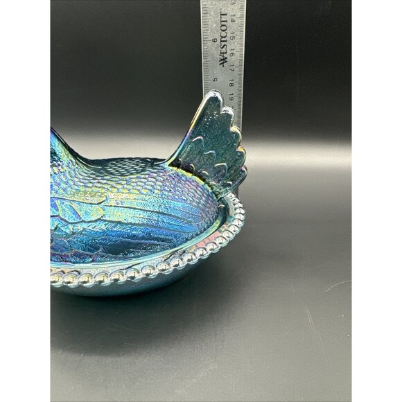 Vintage Indiana Glass Blue Iridescent UV Glow Carnival Hen On Nest EUC - Picture 15 of 16